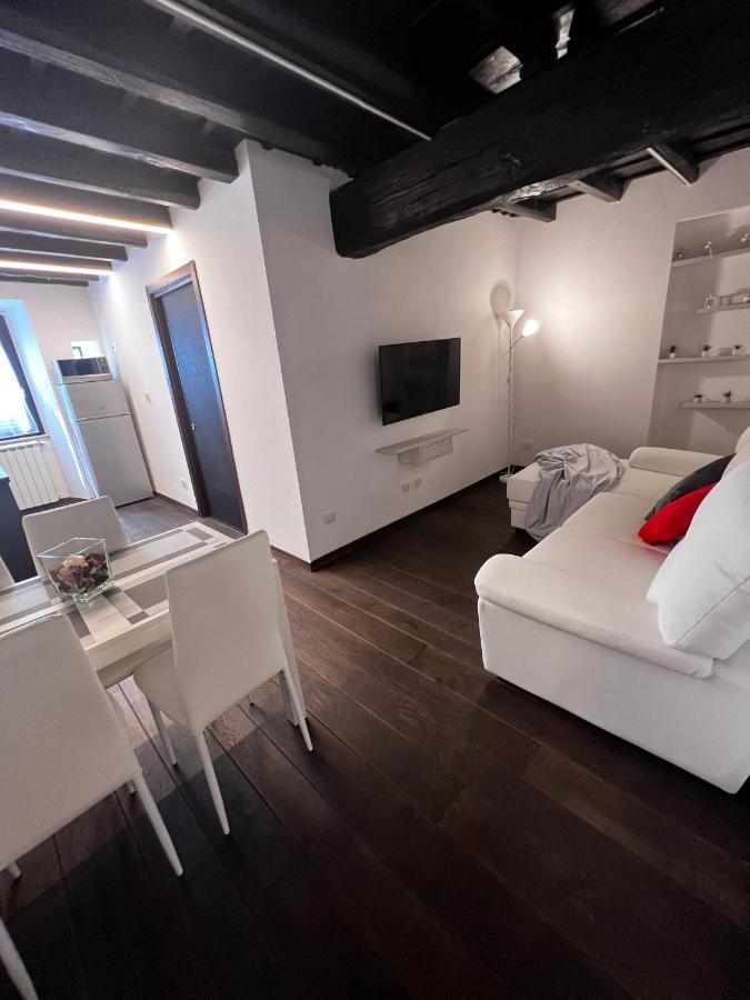 Lu.Ni. Guesthouse Roma Экстерьер фото